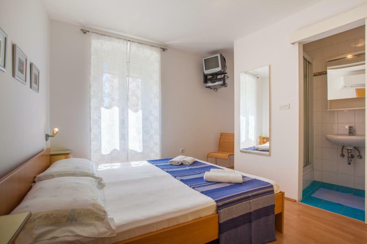 Sobe Ferlora Hotel Cres Buitenkant foto